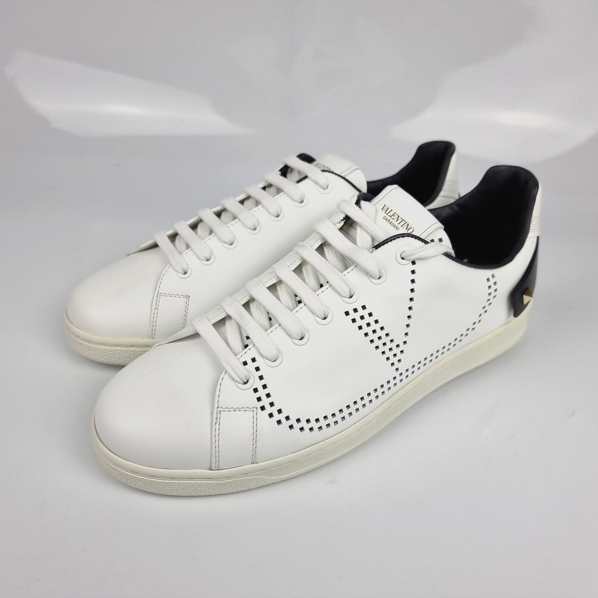 VALENTINO GARAVANI Backnet Men's White And Black Sneakers New Size 42 US 9