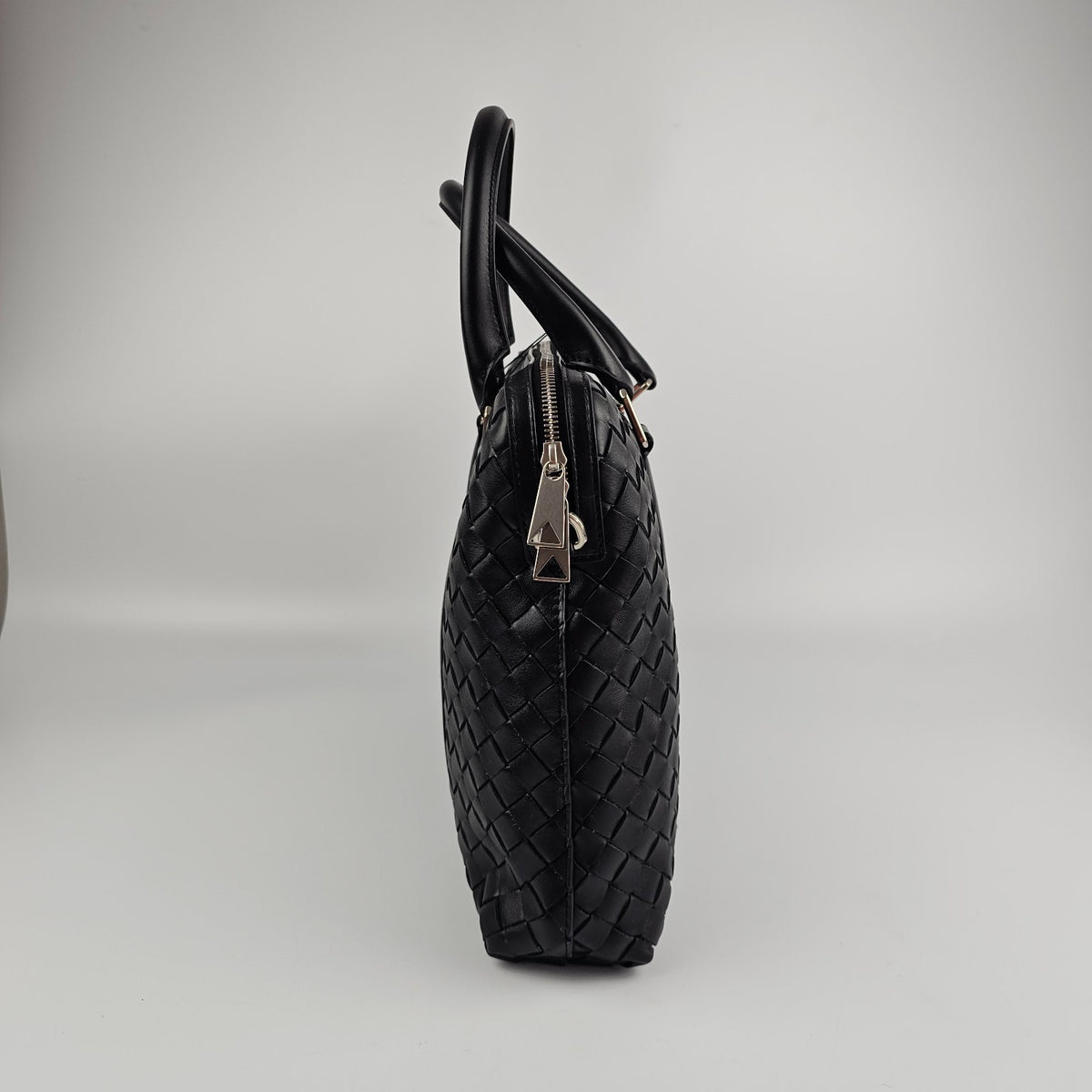 BOTTEGA VENETA $4100 Black Slim Intrecciato Leather Briefcase New & Authentic