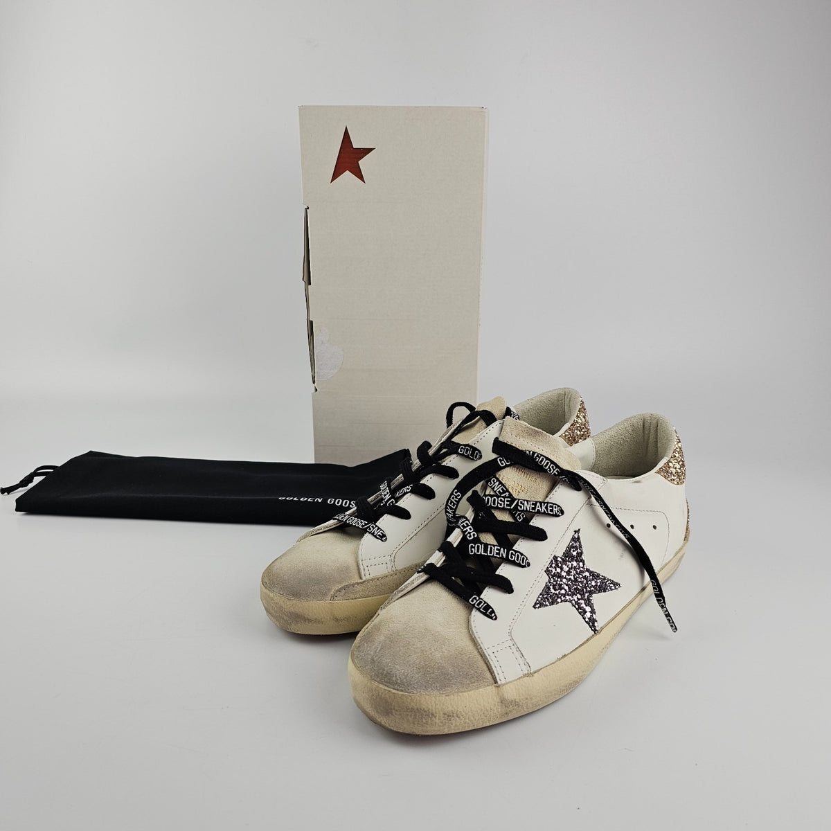 GOLDEN GOOSE Super Star Women's White/Gold Sneakers New & Authentic