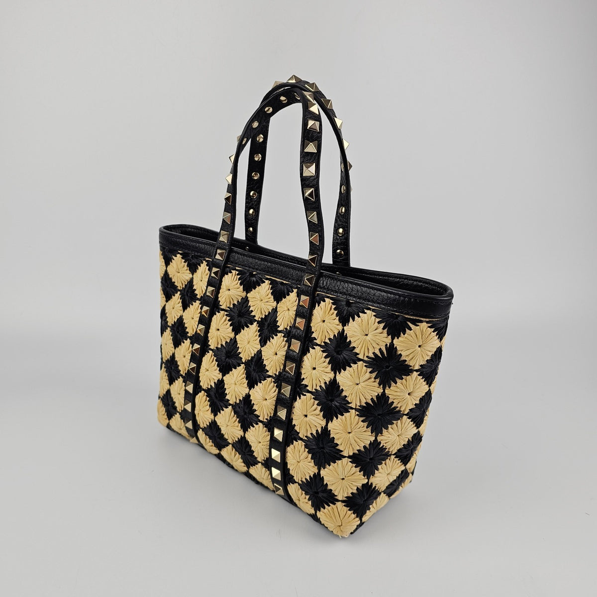 VALENTINO GARAVANI Rockstud Spike Shopper Black Yellow Raffia Tote Bag New