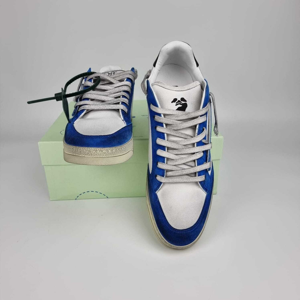 OFF-WHITE 5.0 Men's White And Blue Low Top Sneakers New Size 41 US 8