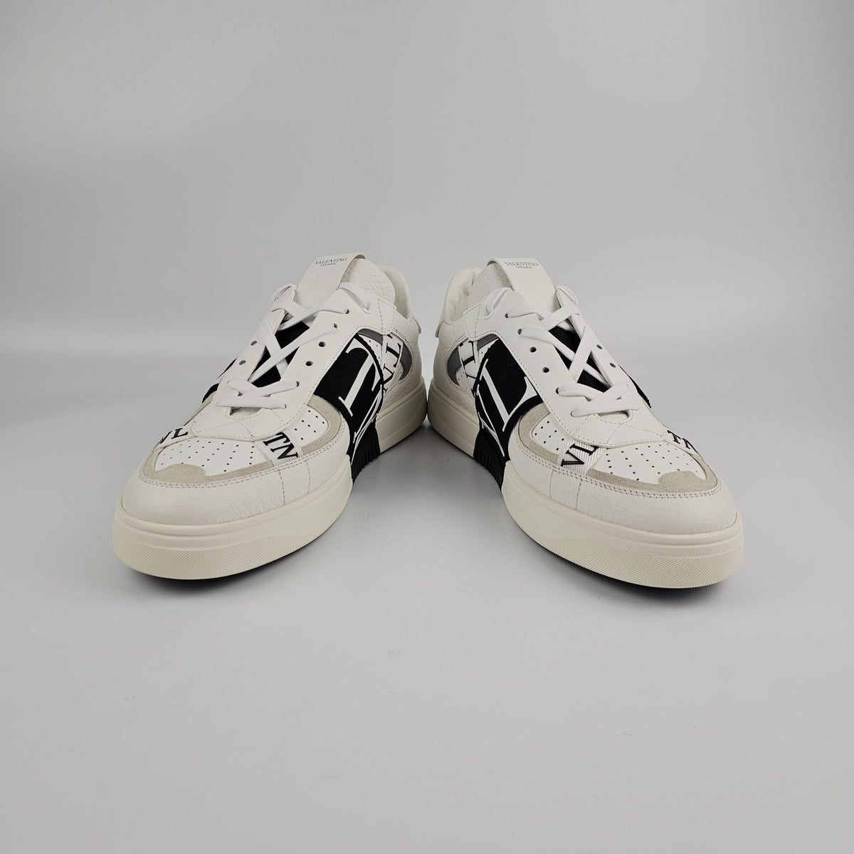 VALENTINO GARAVANI VL7N White Sneakers New And Authentic