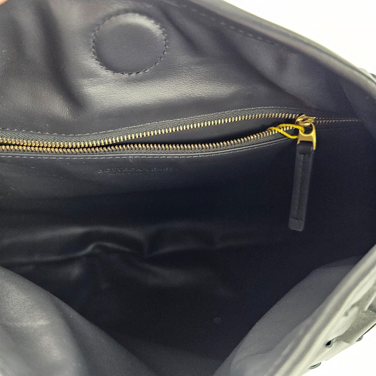 BOTTEGA VENETA Hop Small $4600 Shadow Leather Shoulder Bag New