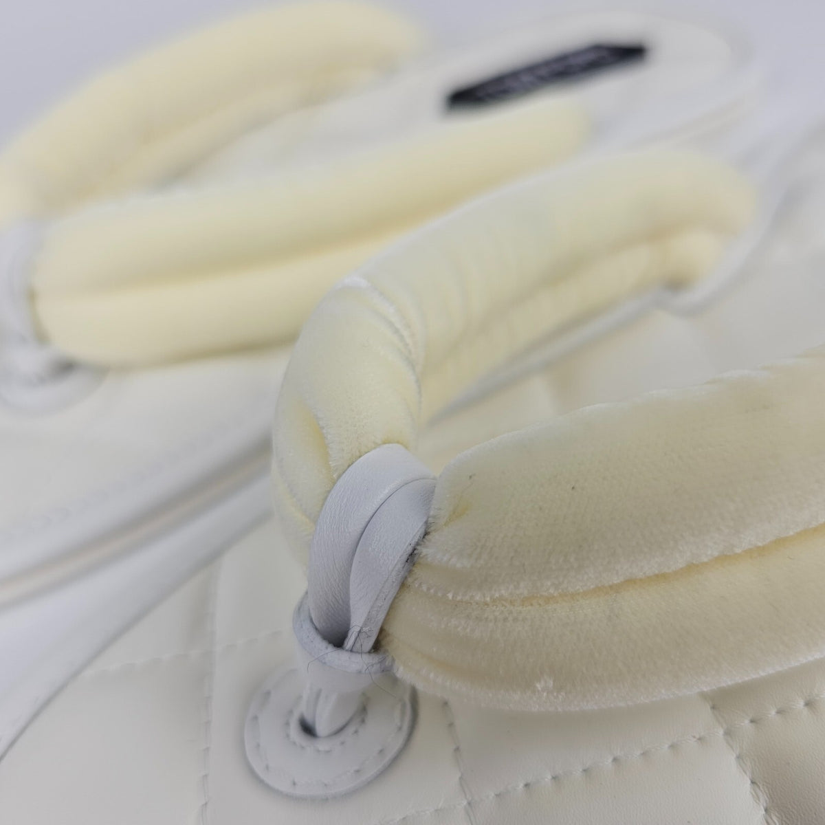 TOM FORD Brighton White Velvet Flip Flops New Size 38.5 US 8.5