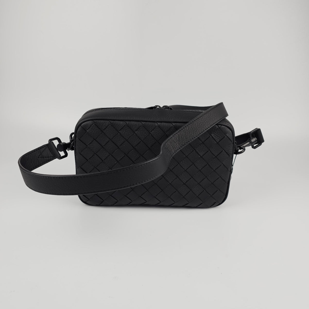 BOTTEGA VENETA $3200 Black Small Intrecciato Camera Bag New & Authentic