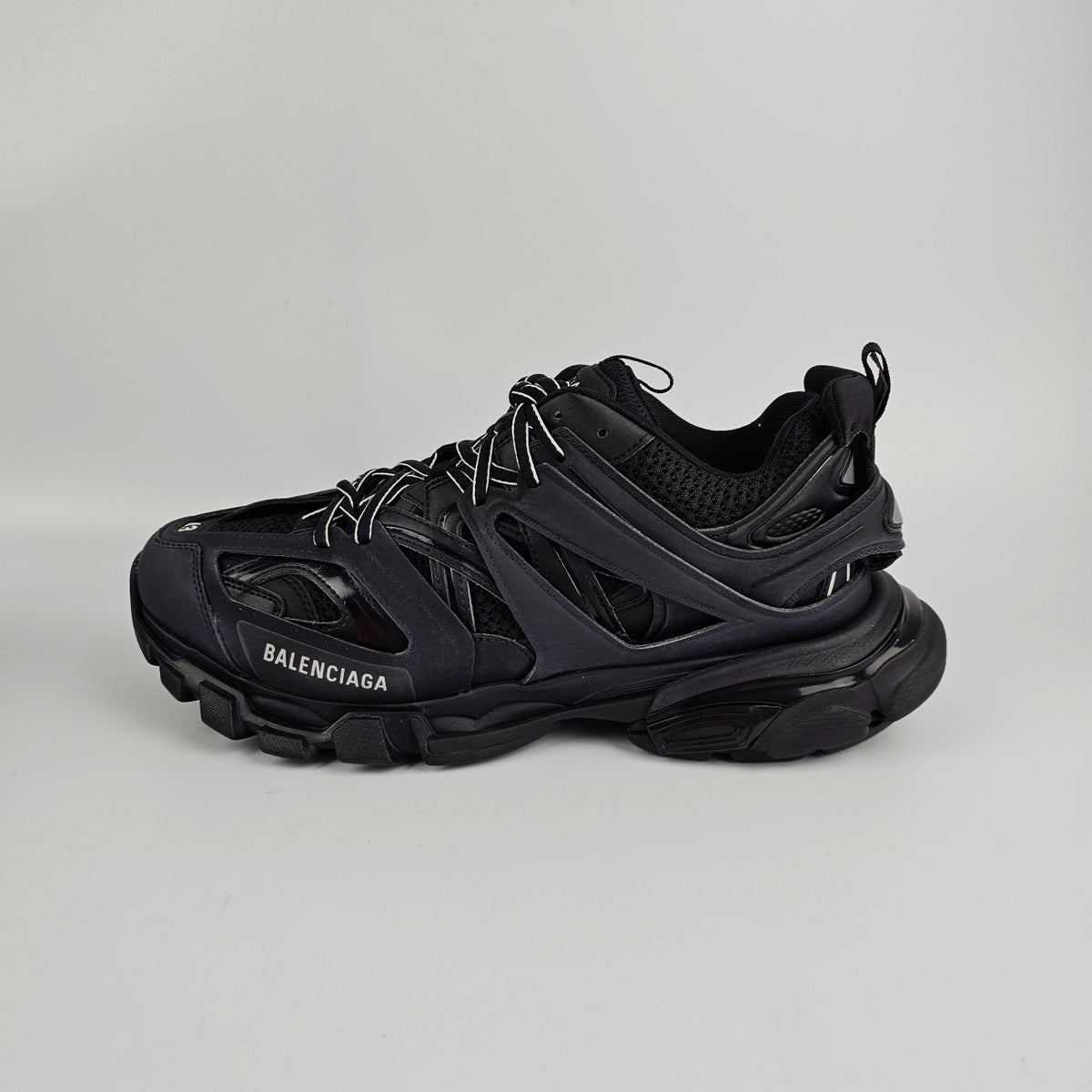 BALENCIAGA Track $1150 Men's Black Sneakers New & Authentic