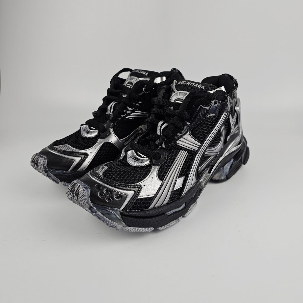 BALENCIAGA Runner $1190 Men's Black/Silver Sneakers New & Authentic