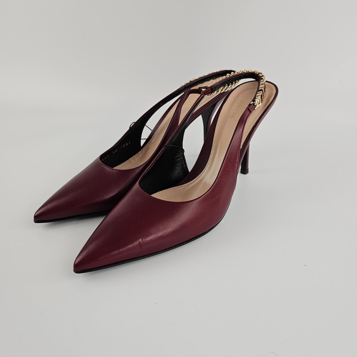 GUCCI Signoria $1150 Rosso Ancora Red Leather Slingback Pumps New & Authentic