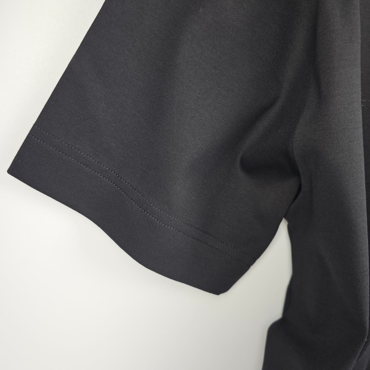 FENDI $890 Black Cotton T-shirt New & Authentic