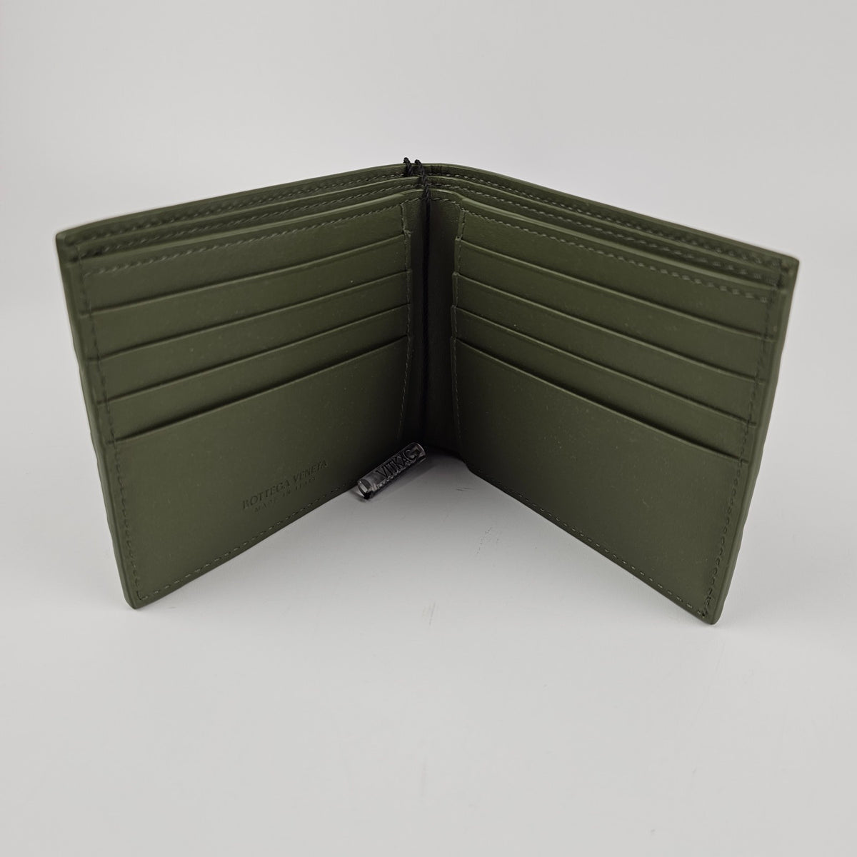 BOTTEGA VENETA Intrecciato $690 Green Bi-Fold Wallet New & Authentic