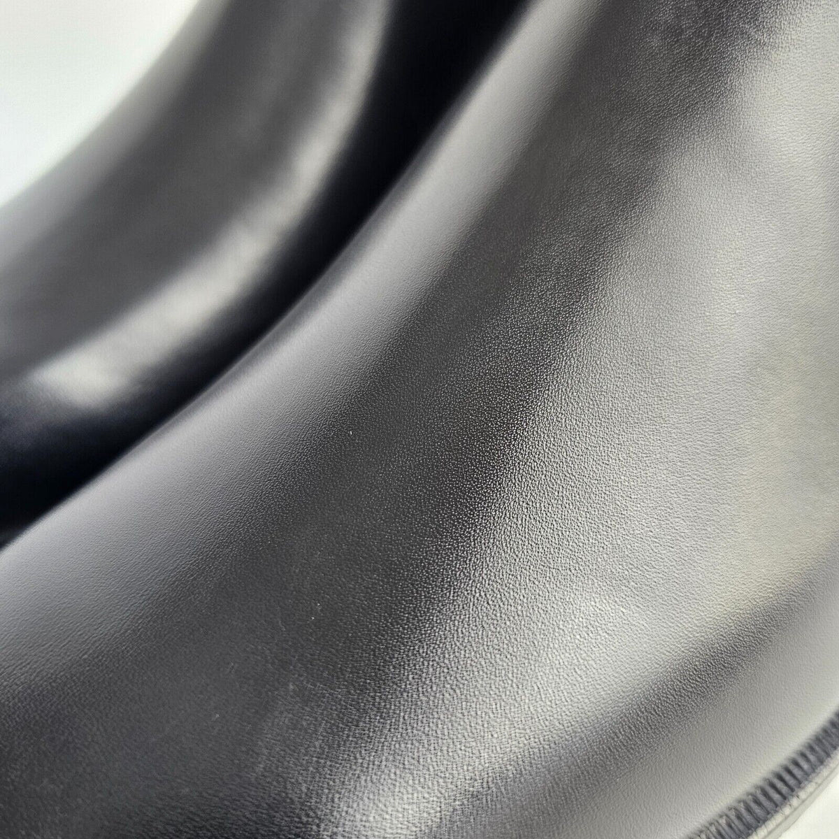 TOM FORD Burnished Rupert Jodhpur Black Leather Boots New Size US 6 EU 39