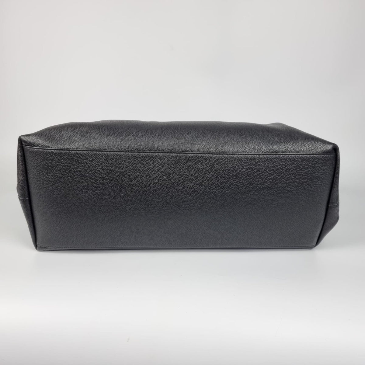 SAINT LAURENT $3050 Giant Bowling Black Leather Tote Bag New