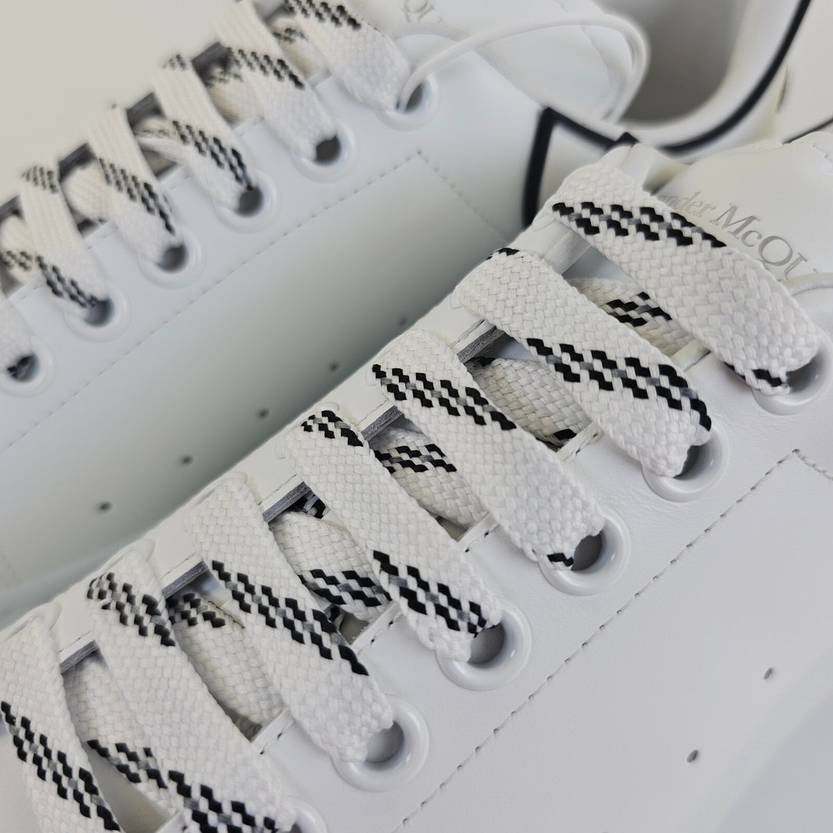 ALEXANDER MCQUEEN Oversized Men's White/Black Sneakers New