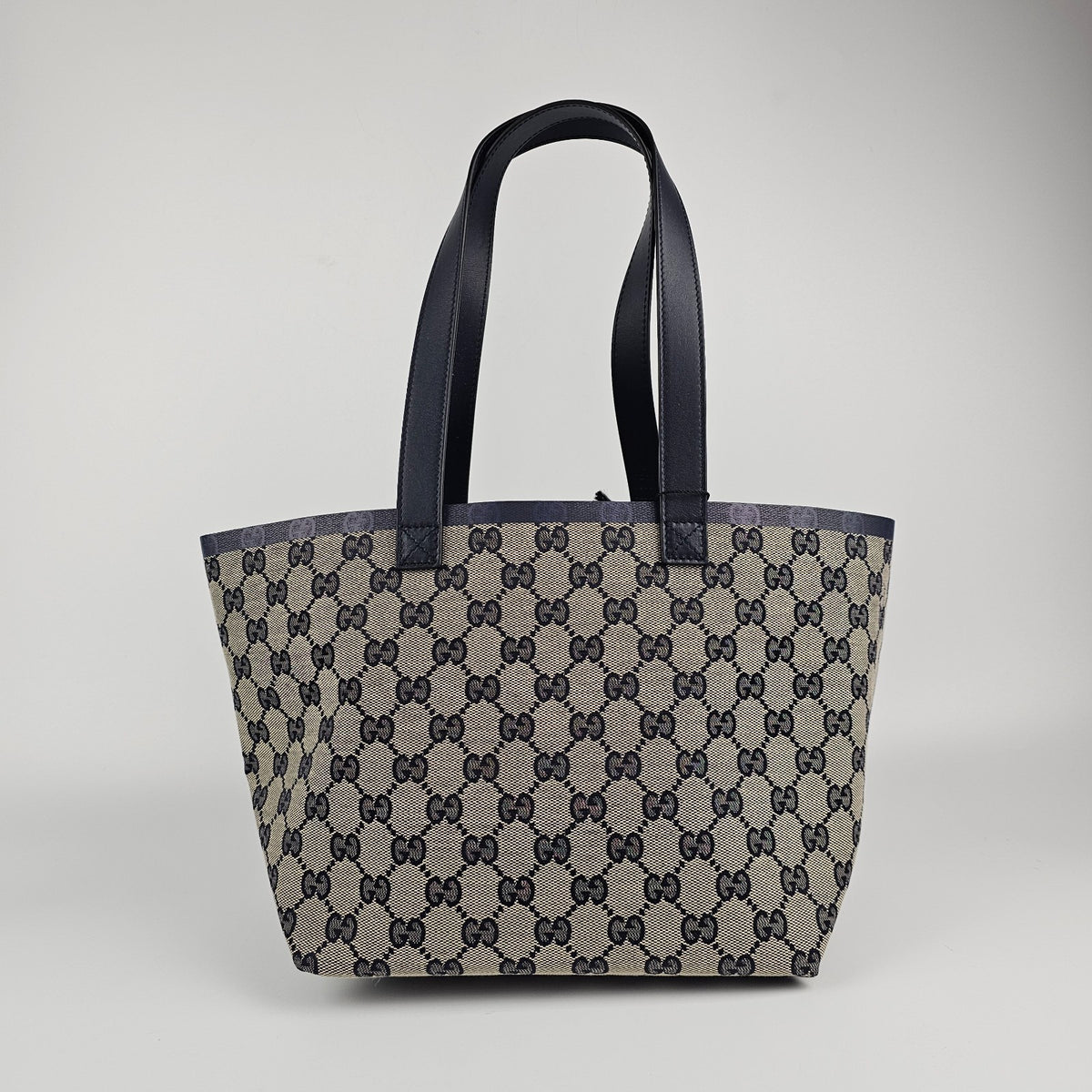 GUCCI Totissima Small $2100 Beige And Blue GG Canvas Tote Bag New & Authentic