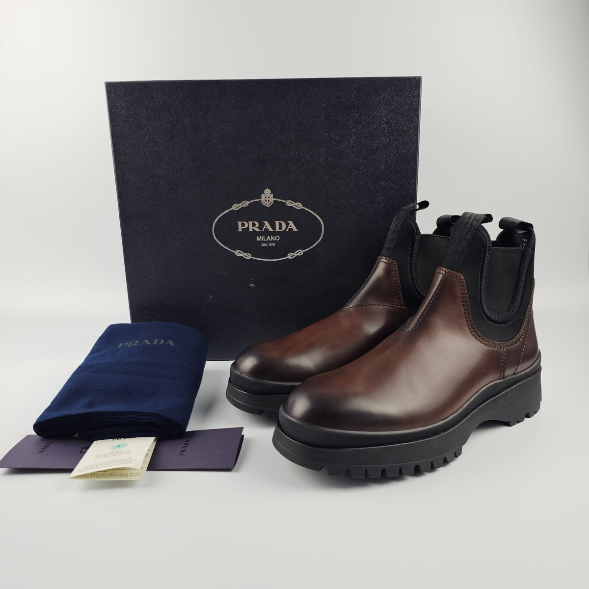PRADA $1450 Ebony Brown Leather And Stretch Fabric Chelsea Boots New/Authentic