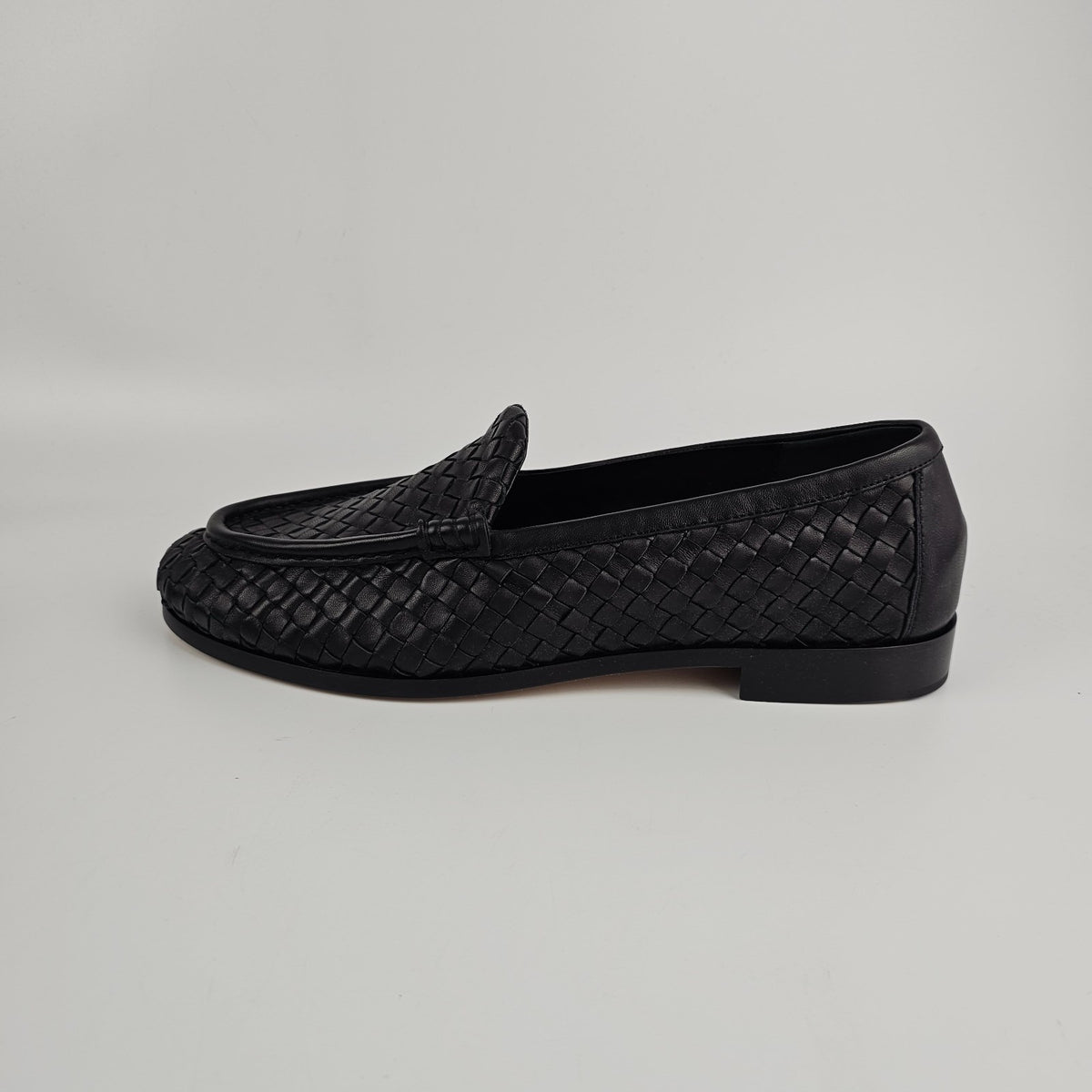 BOTTEGA VENETA Silenzio $1550 Black Loafers New & Authentic