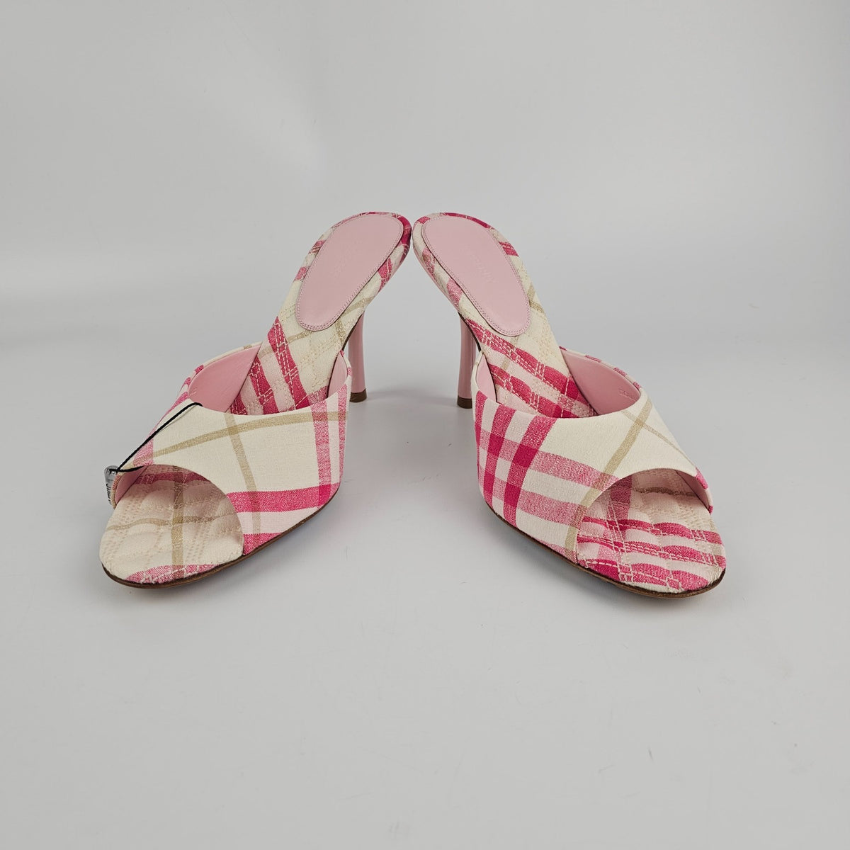 BURBERRY Mews Pink Mules New And Authentic