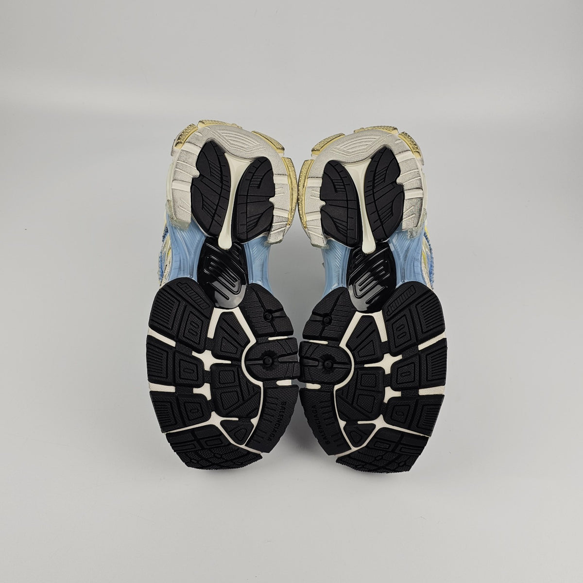 BALENCIAGA Runner $1190 Women's Blue/Yellow/White Sneakers New & Authentic
