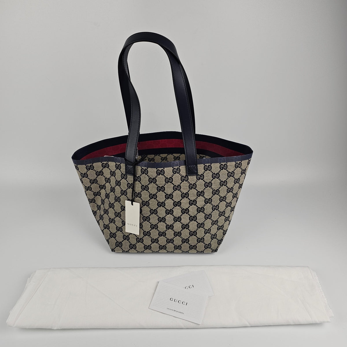 GUCCI Totissima Small $2100 Beige And Blue GG Canvas Tote Bag New & Authentic