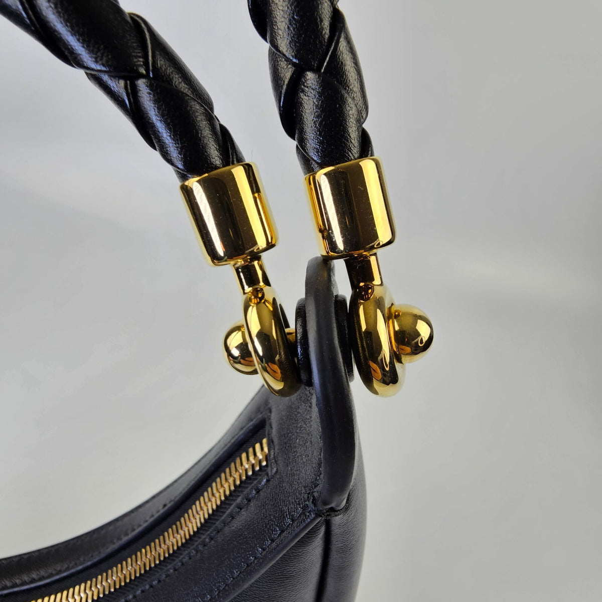 Bottega Veneta Hula Hoop $2950 Black Smooth Leather Shoulder Bag New/Authentic