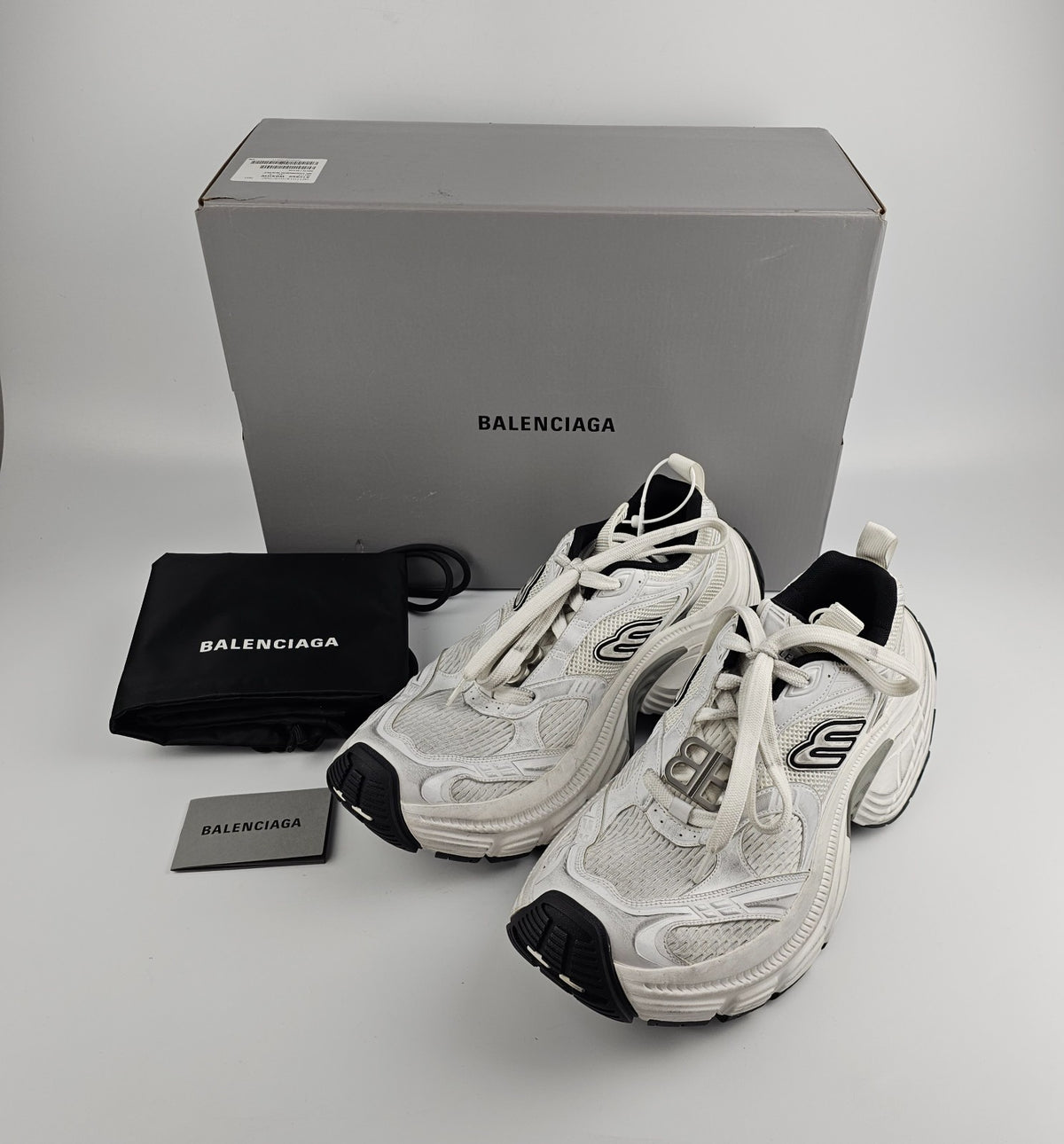 BALENCIAGA 6XL $1350 Men's White/Black Sneakers New & Authentic