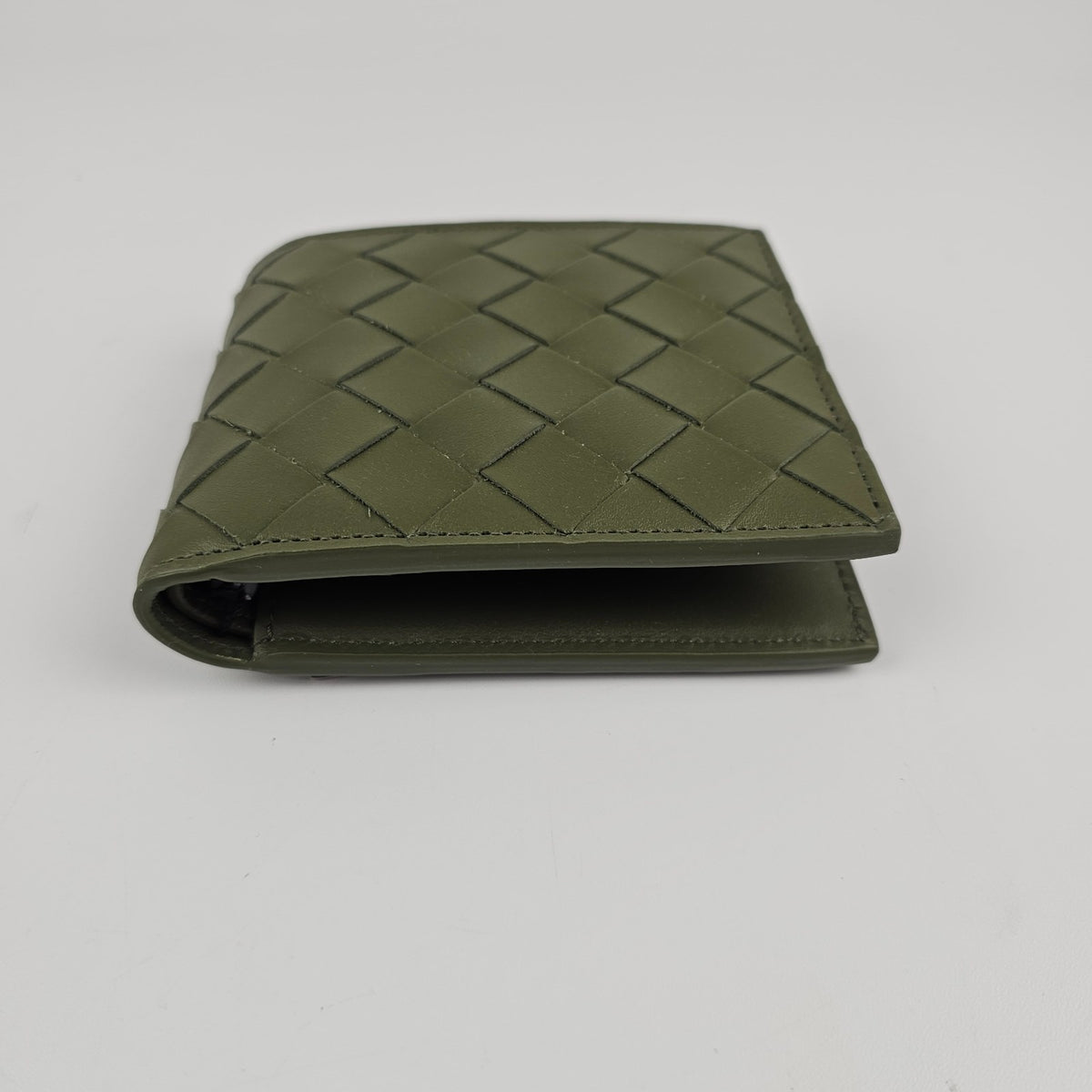 BOTTEGA VENETA Intrecciato $690 Green Bi-Fold Wallet New & Authentic