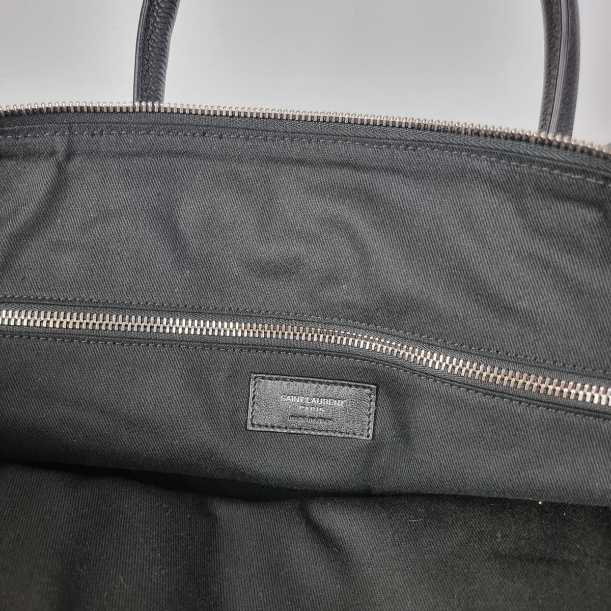 SAINT LAURENT $3050 Giant Bowling Black Leather Tote Bag New