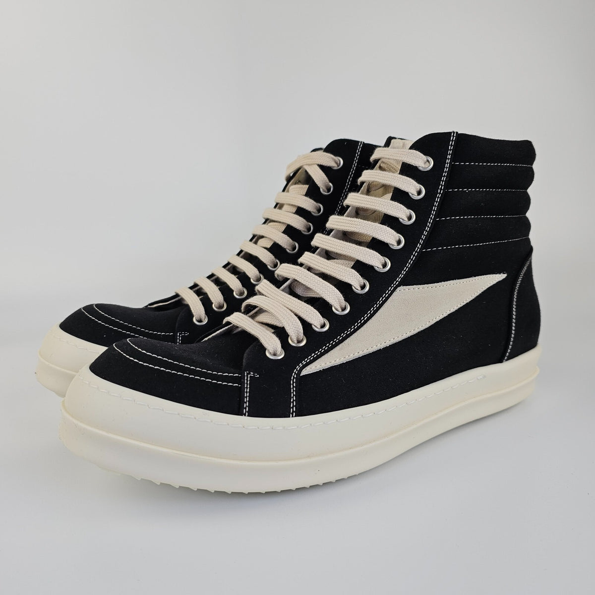 RICK OWENS DRKSHDW Vintage Black Canvas High Top Sneakers New Size 40 US 7