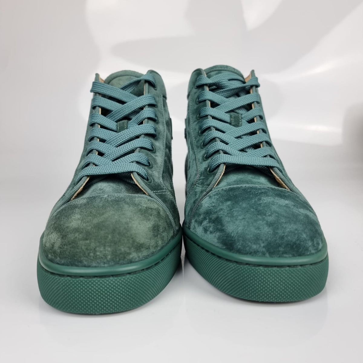 CHRISTIAN LOUBOUTIN Louis Orlato Suede Verveine Sneakers New Size 39.5 US 6.5