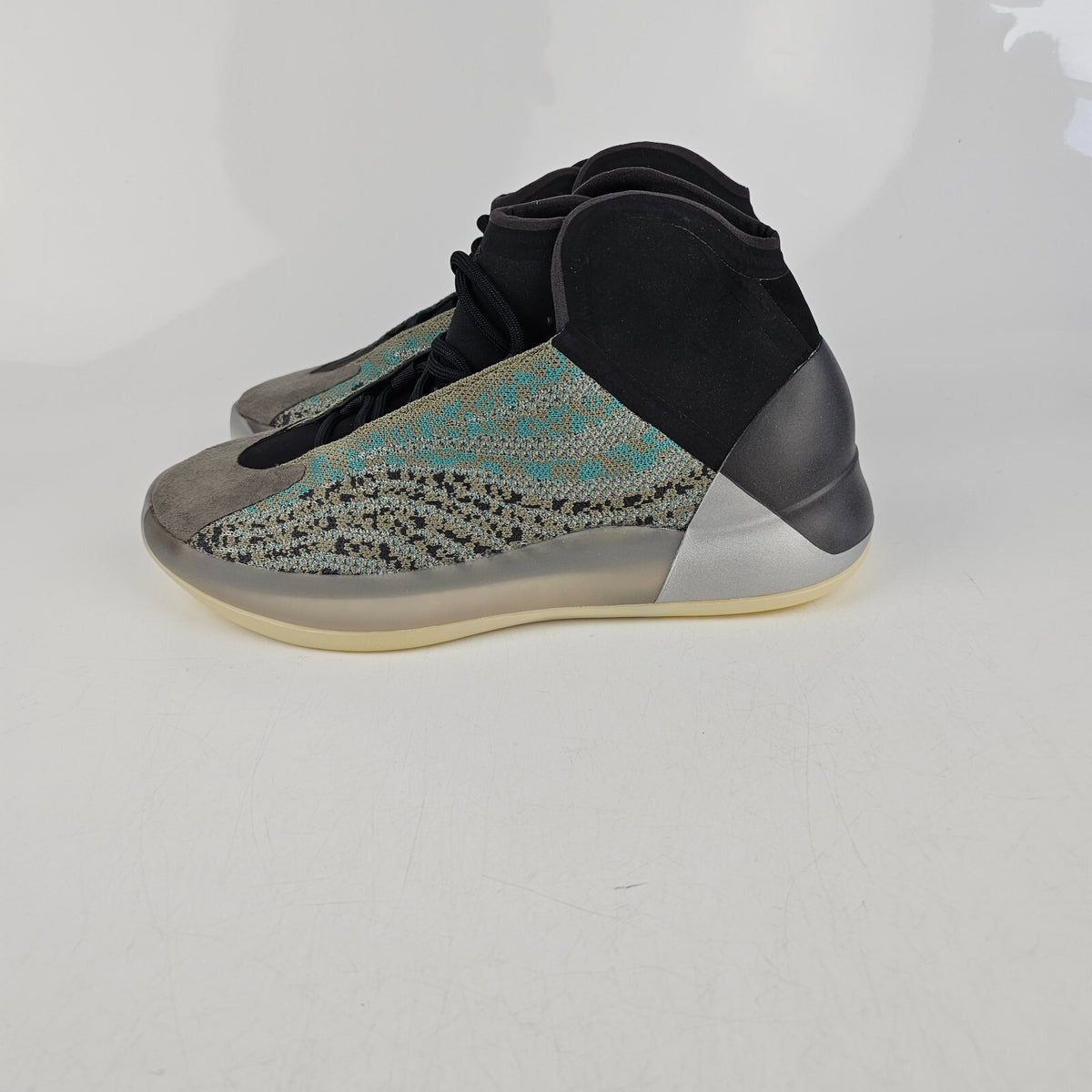 Yeezy Quantum QNTM Teal Blue G58864 Sneakers New Size US 9 UK 8 1/2 EU 42 2/3